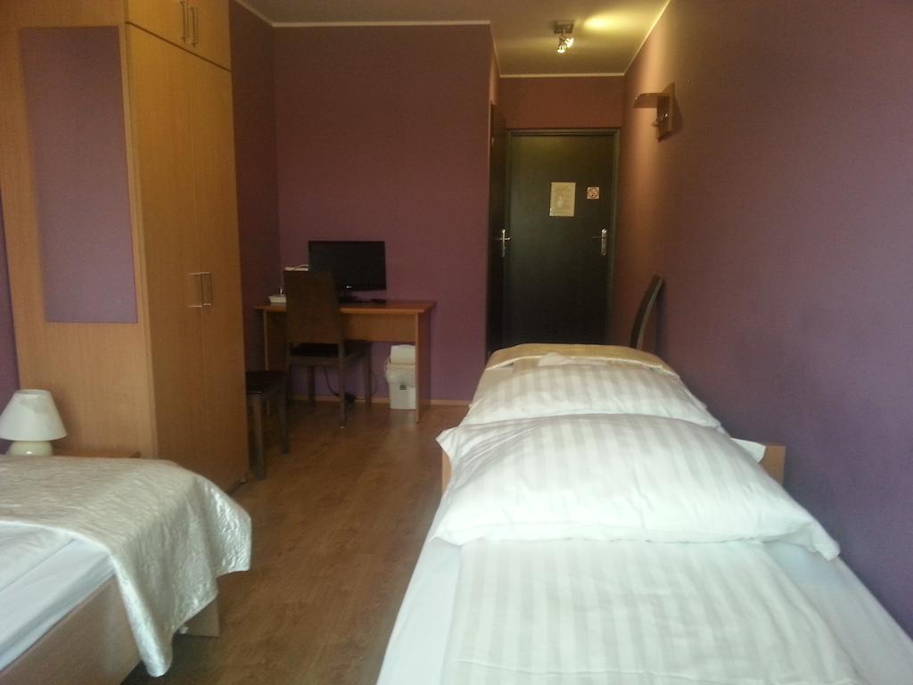 Restauracja Motel Halka Plock Ruang foto