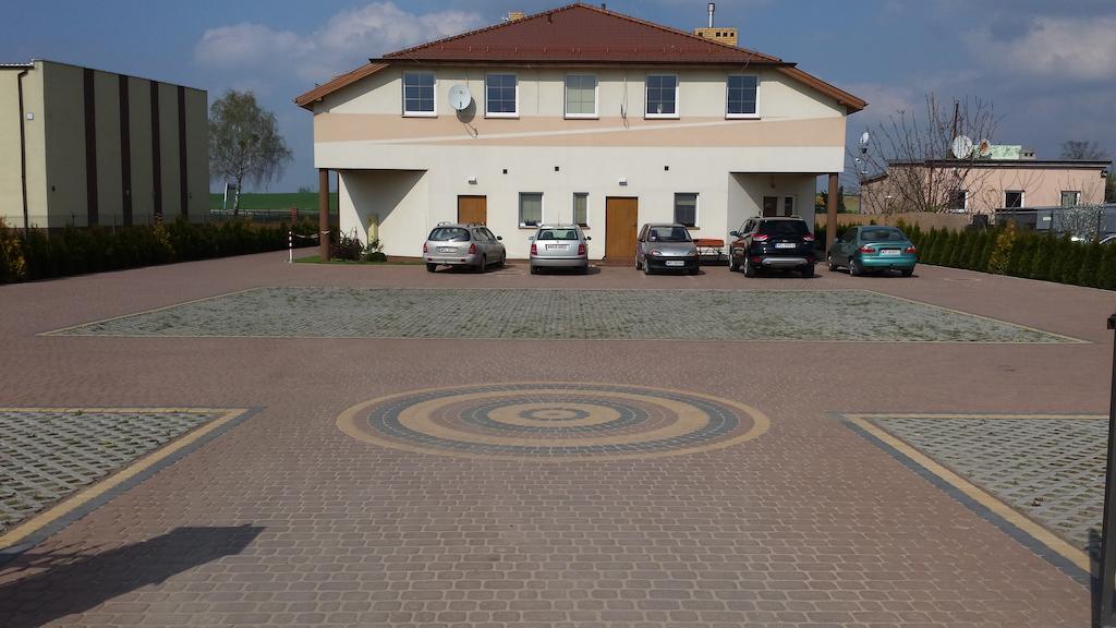 Restauracja Motel Halka Plock Bagian luar foto