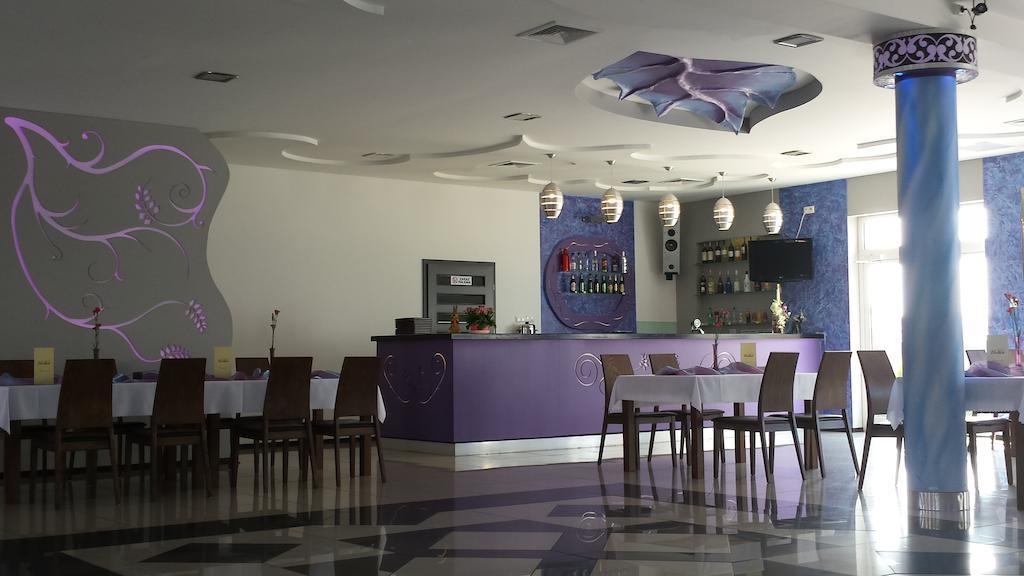 Restauracja Motel Halka Plock Bagian luar foto
